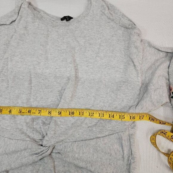 Express Size Small Grey Cold Shoulder with Embroidered Floral Sleeve Comfort Lon - Picture 4 of 7